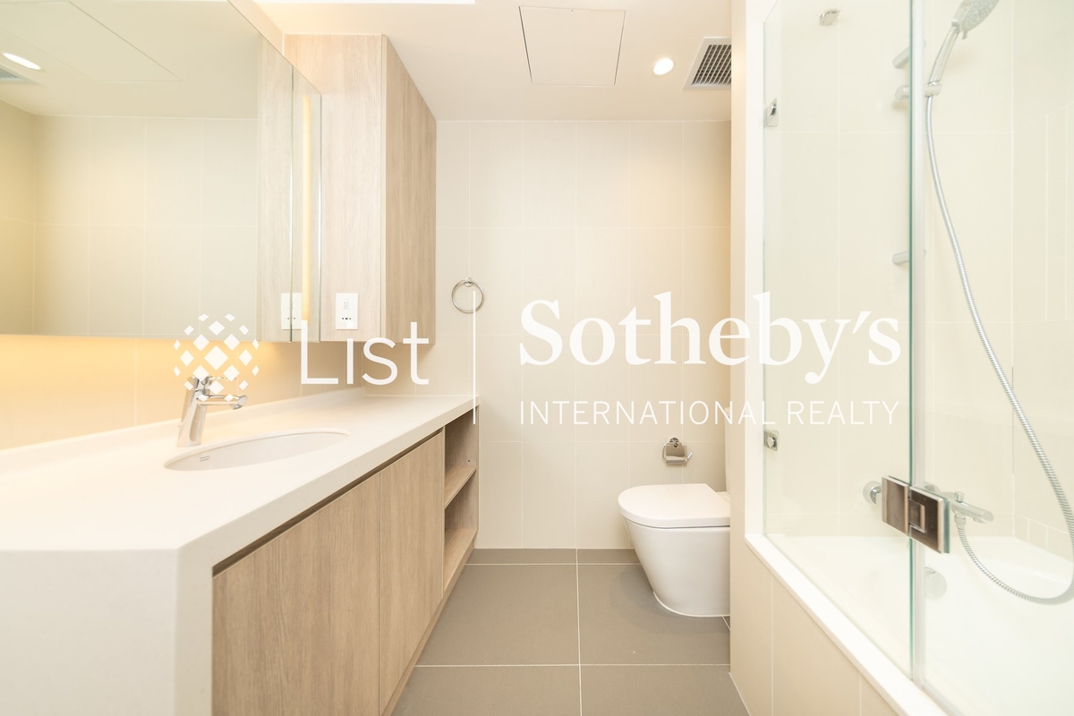 Mayfield Mayfield | Bathroom