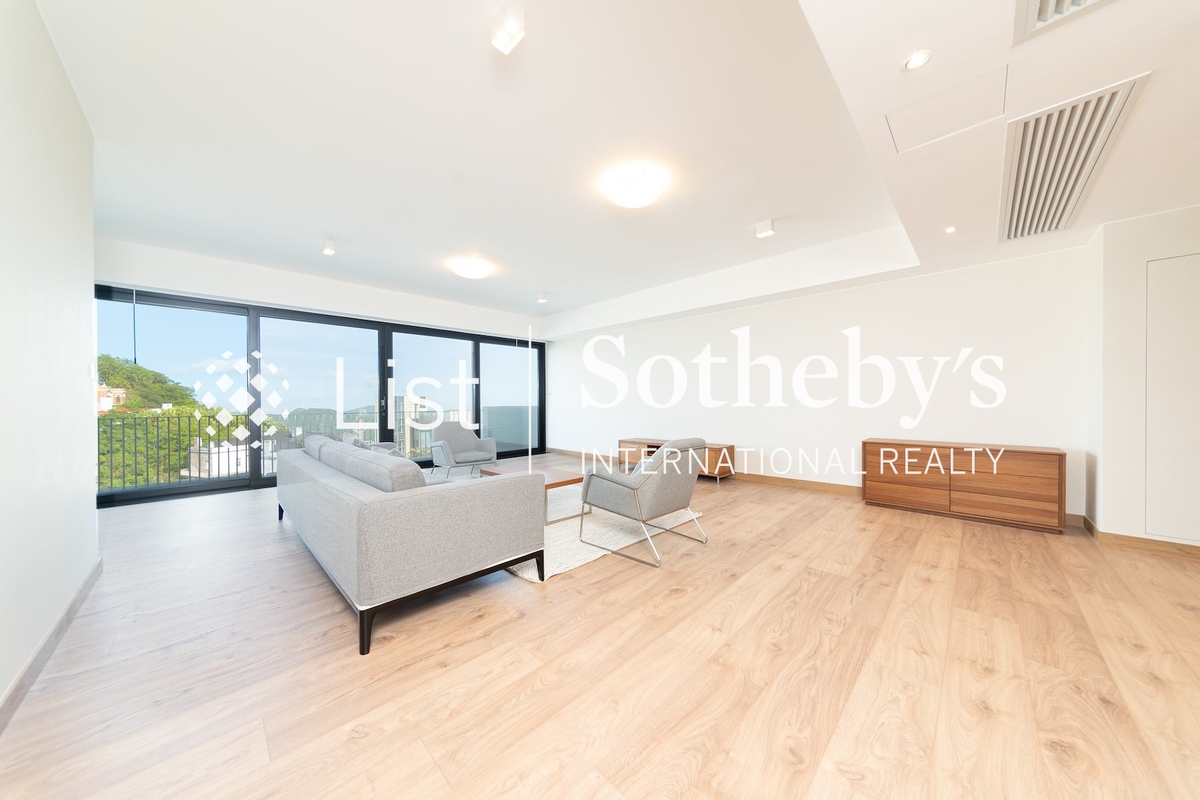 Mayfield Mayfield | Living and Dining Room