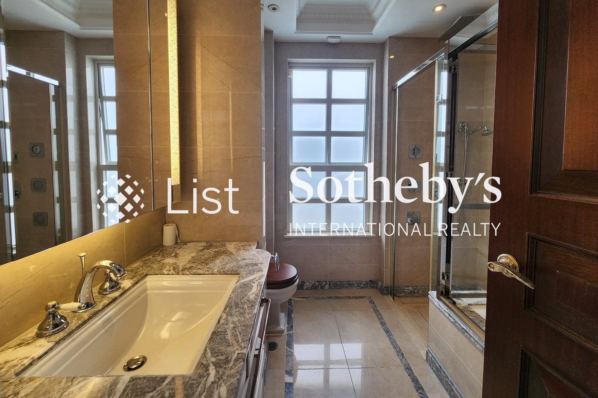 Botanica Bay Botanica Bay | Fourth En-suite Bathroom