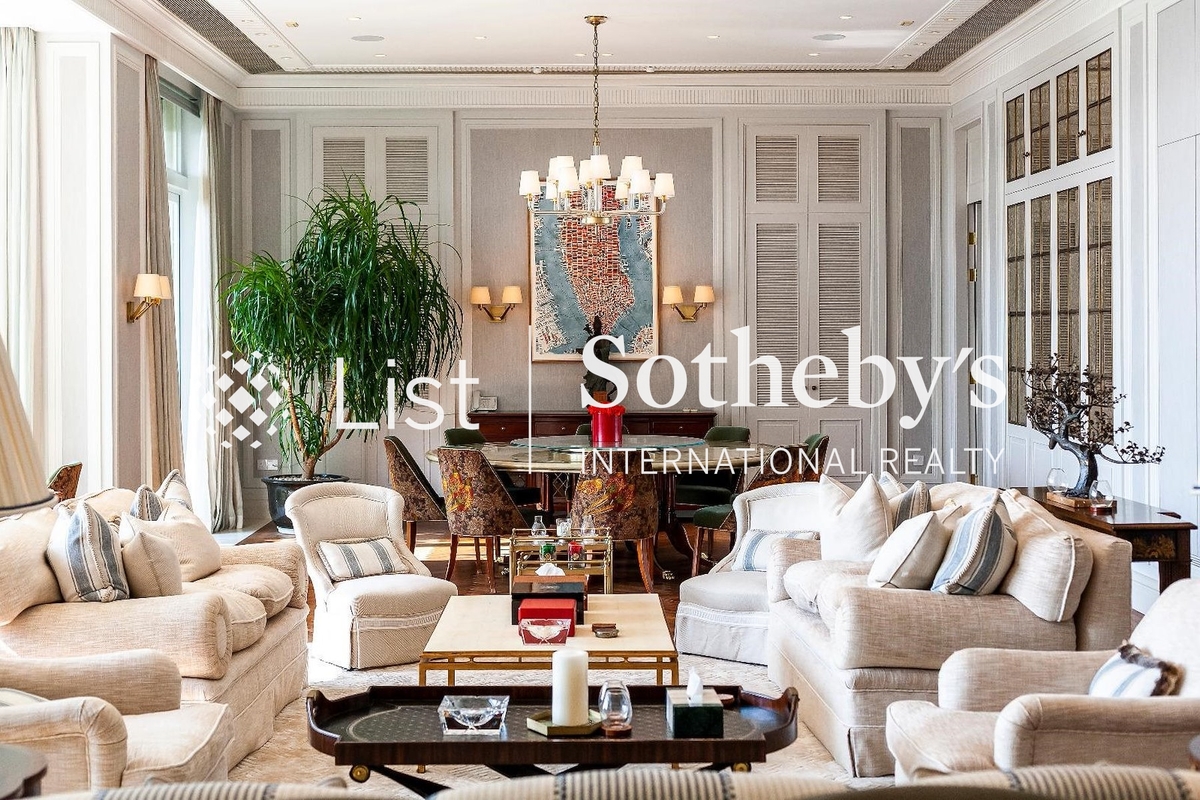 Botanica Bay Botanica Bay | Living and Dining Room