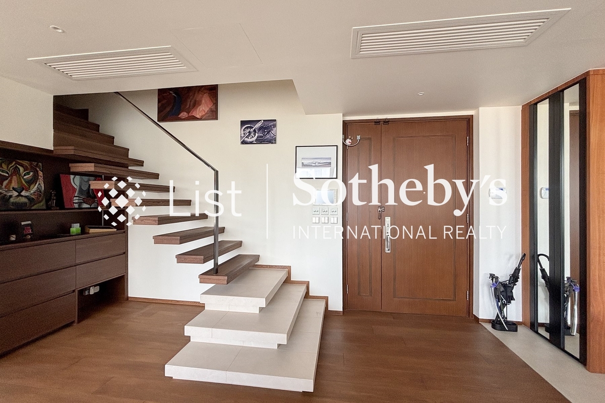 Lexington Hill Lexington Hill | Entrance