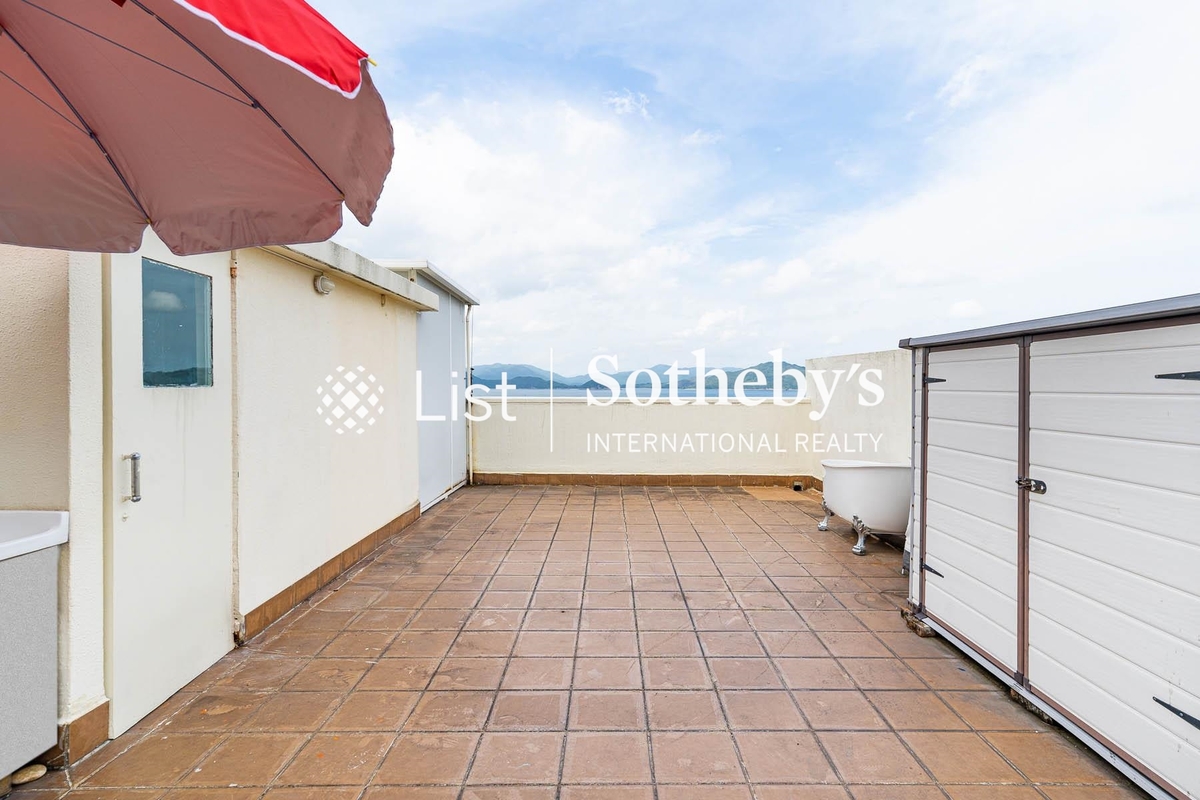 Pik Sha Garden 碧沙花園 | View from Private Roof Terrace