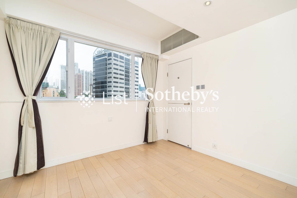 No. 76 Morrison Hill Road 摩利臣山道76號 | Master Bedroom