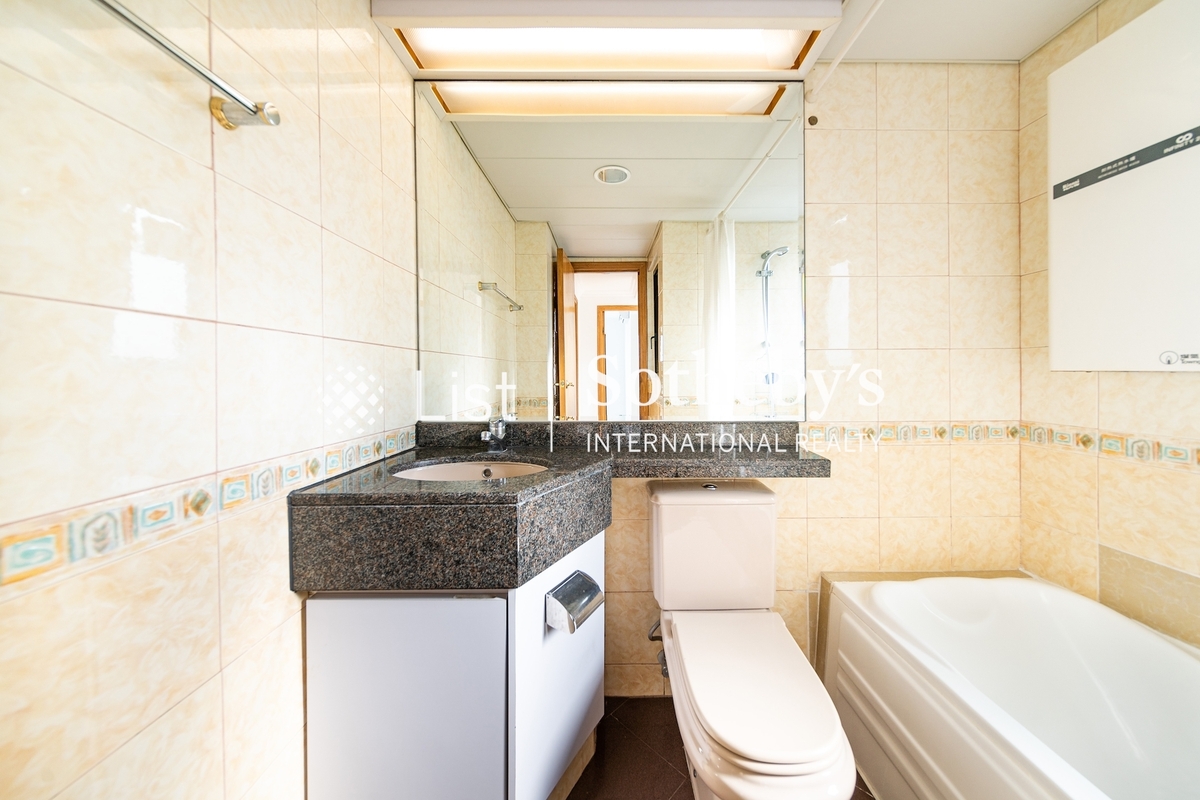 Wilton Place 蔚庭軒 | Guest Bathroom