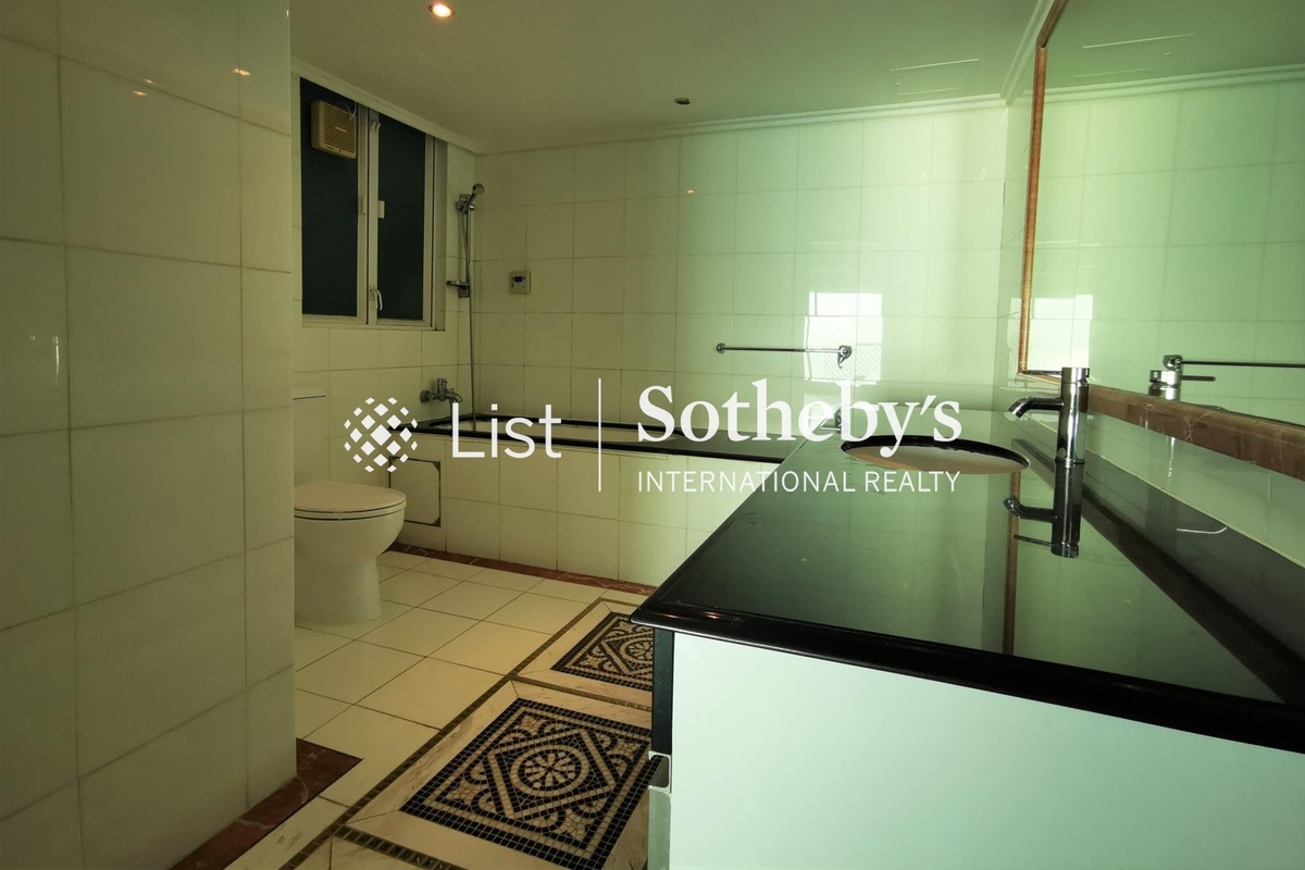 Villa Cecil Phase 3 趙苑3期 | Guest Bathroom