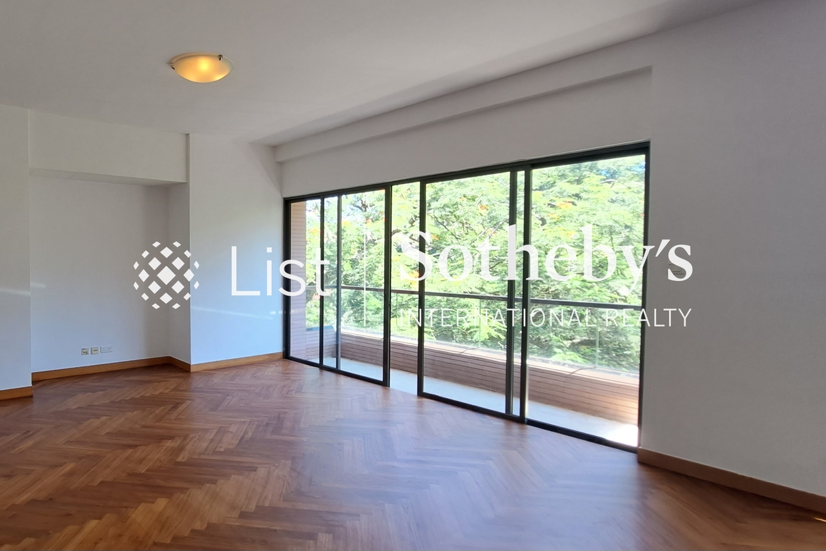 Ho's Villa 松竹苑 | Living and Dining Room