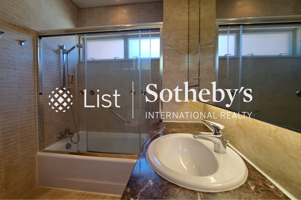 Ho's Villa 松竹苑 | Master Bathroom