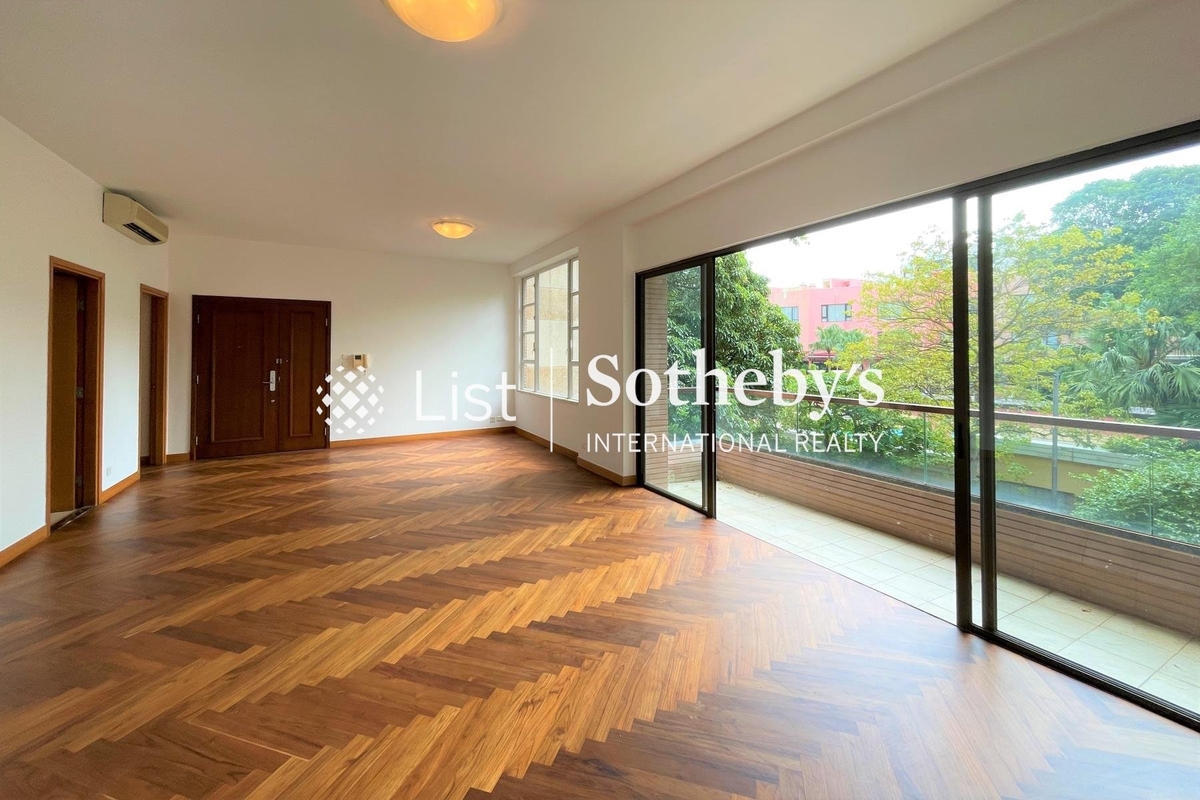 Ho's Villa 松竹苑 | Living and Dining Room