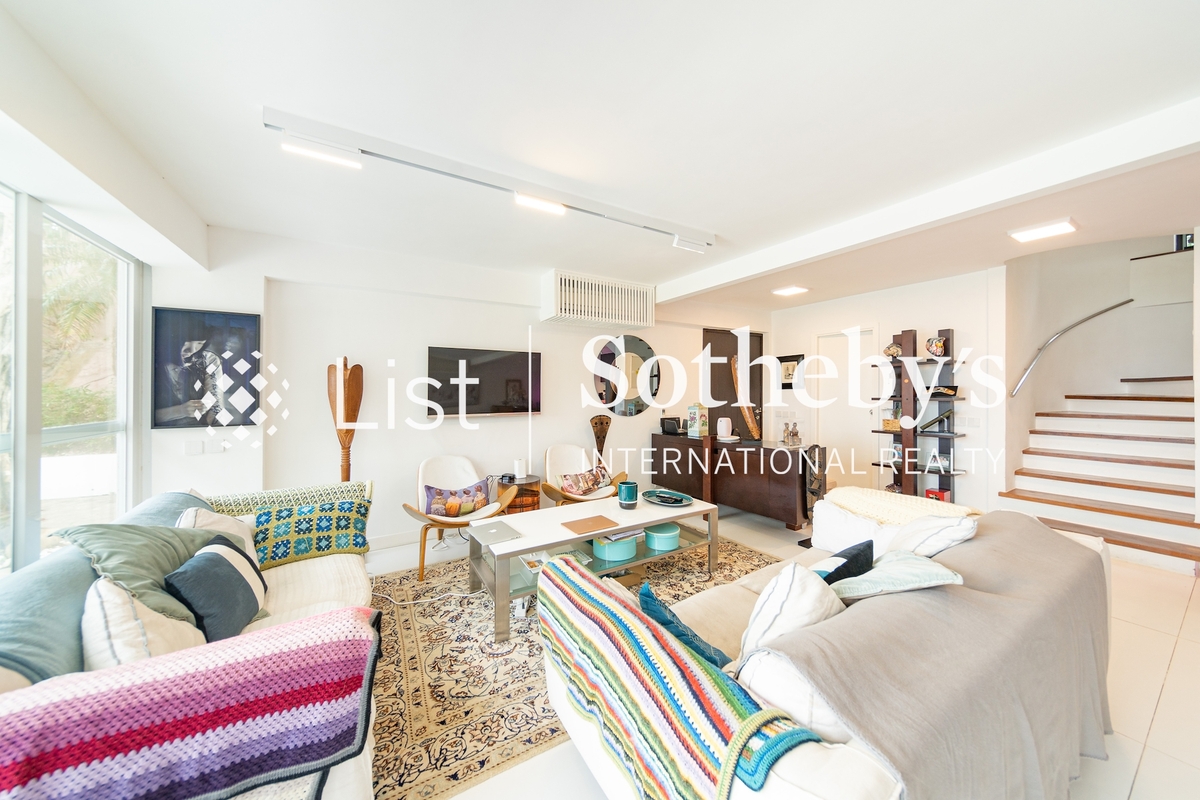 Sheung Sze Wan 相思湾 | Living and Dining Room