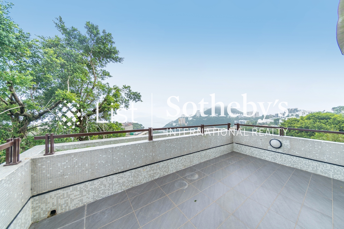 Galesend 百祿徑6號 | Balcony off Master Bedroom