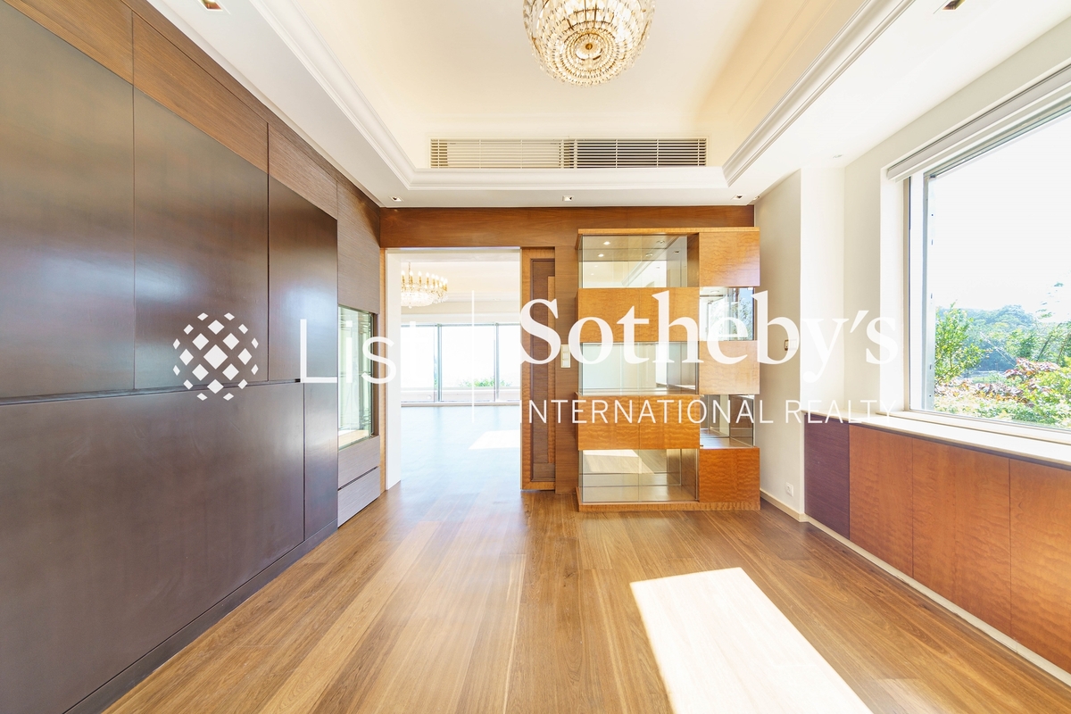 Chu Wan 岫云 | Study Room