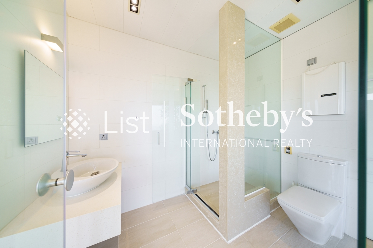 Chu Wan 岫云 | Third En-suite Bathroom