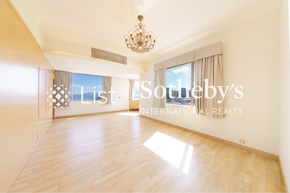 Chu Wan 岫云 | Master Bedroom