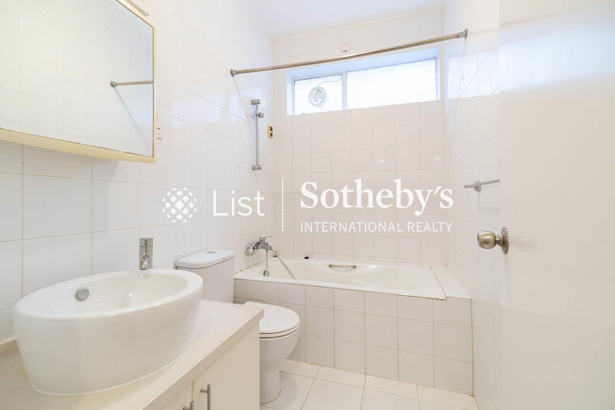 Deepdene 蒲苑 | Guest Powder Room