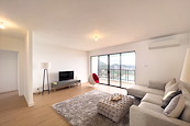 Repulse Bay Apartments 淺水灣花園大廈 | Living Room