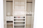 Repulse Bay Apartments 淺水灣花園大廈 | Walk-in Closet in Master Bedroom 