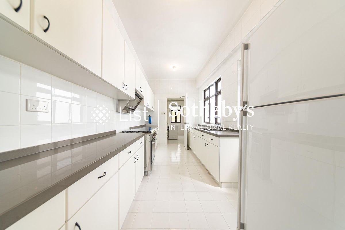 Repulse Bay Apartments 淺水灣花園大廈 | Kitchen