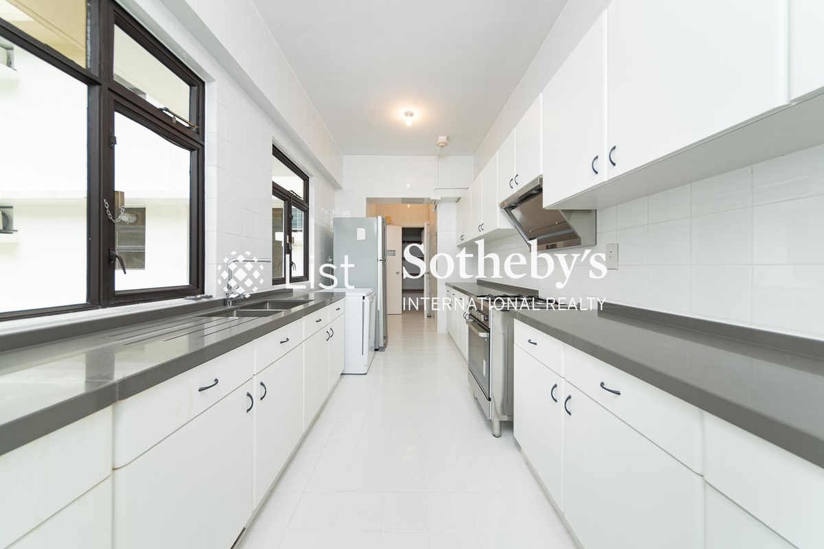 Repulse Bay Apartments 淺水灣花園大廈 | Kitchen