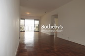 Repulse Bay Apartments 淺水灣花園大廈 | Living and Dining Room
