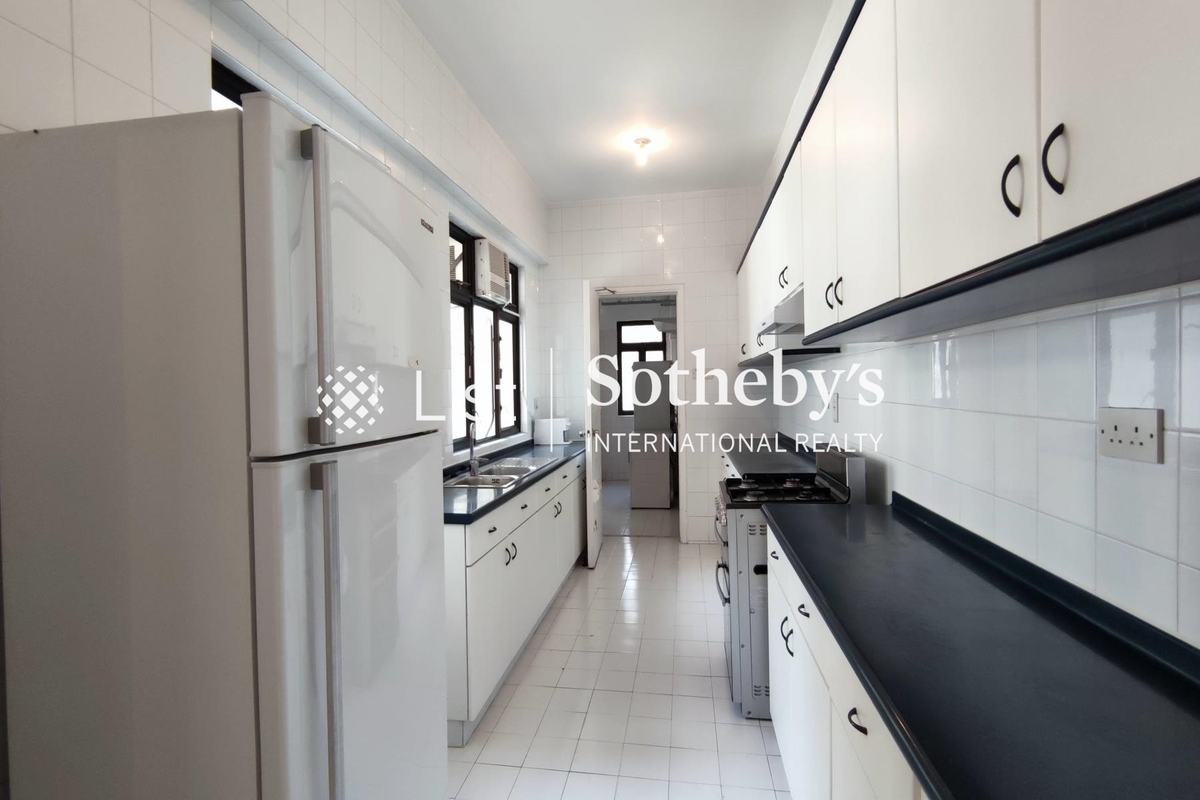 Repulse Bay Apartments 淺水灣花園大廈 | Kitchen