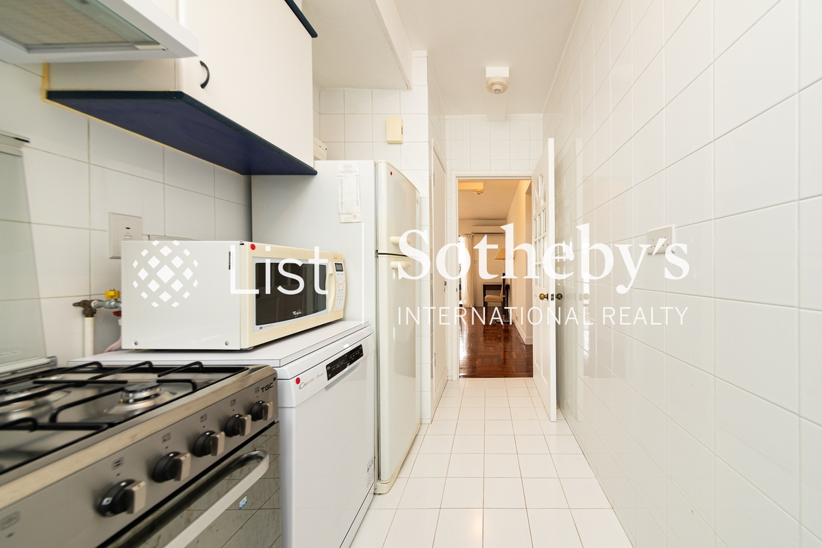 Repulse Bay Apartments 淺水灣花園大廈 | Kitchen