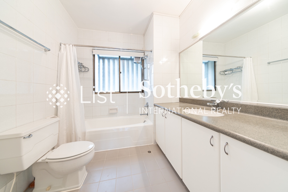 Repulse Bay Apartments 淺水灣花園大廈 | Master Bathroom