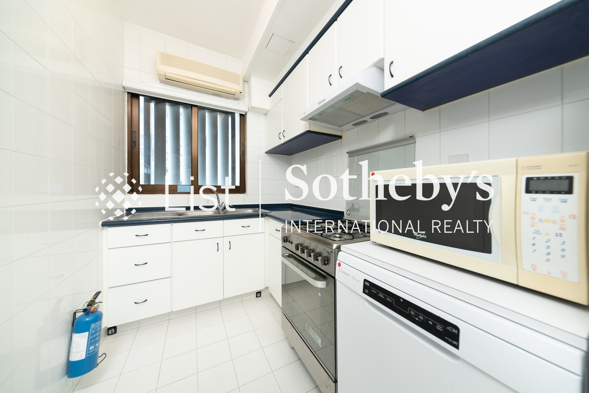 Repulse Bay Apartments 淺水灣花園大廈 | Kitchen