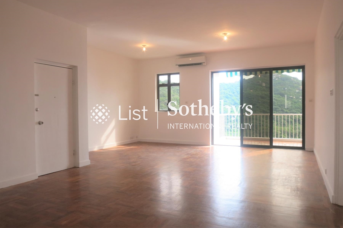 Vista Horizon 舂磡角道68-70號 | Living and Dining Room