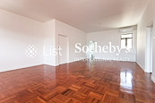 Vista Horizon 舂磡角道68-70號 | Living and Dining Room