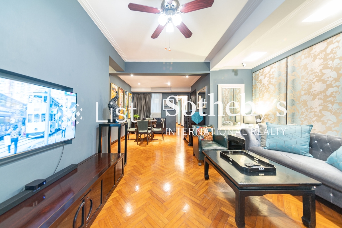 Apartment O (Causeway Bay) 開平道5及5A號 | Living and Dining Room