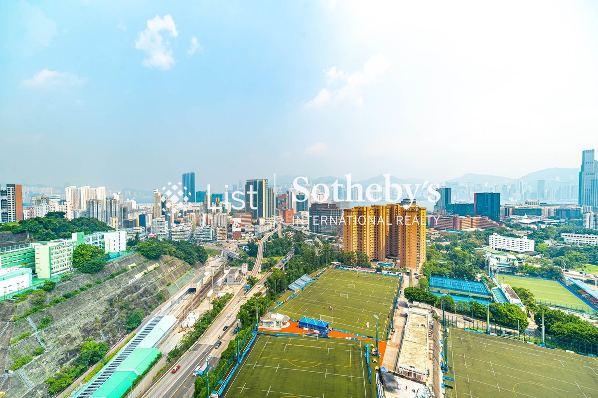 Parc Palais 君頤峰 | View from Living and Dining Room