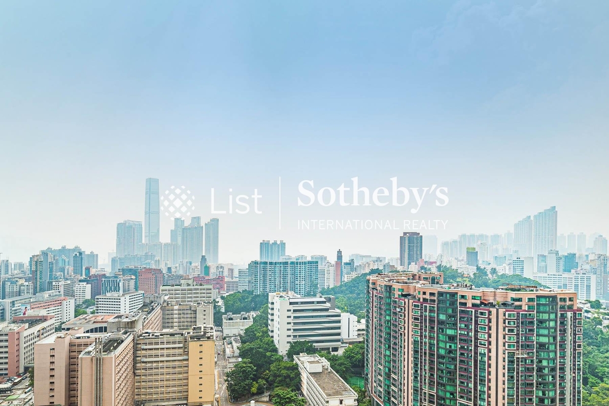 Parc Palais 君頤峰 | View from Living and Dining Room