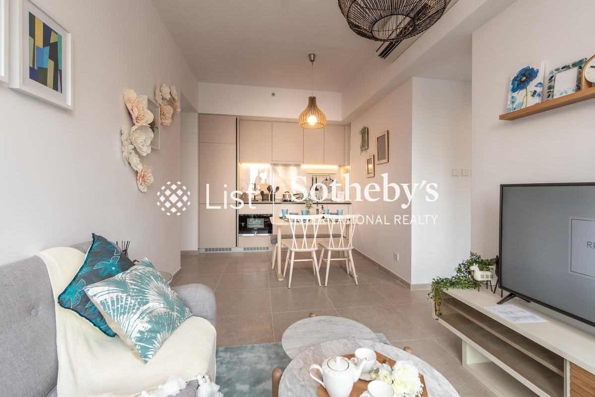 The Bonham The Bonham | Living and Dining Room