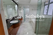 The Waterfront 漾日居 | Guest Bathroom