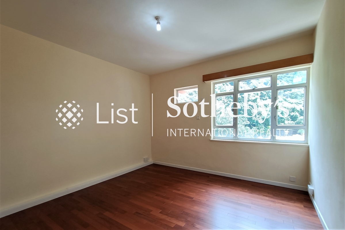 Fairmont Gardens 翠錦園 | Third Bedroom