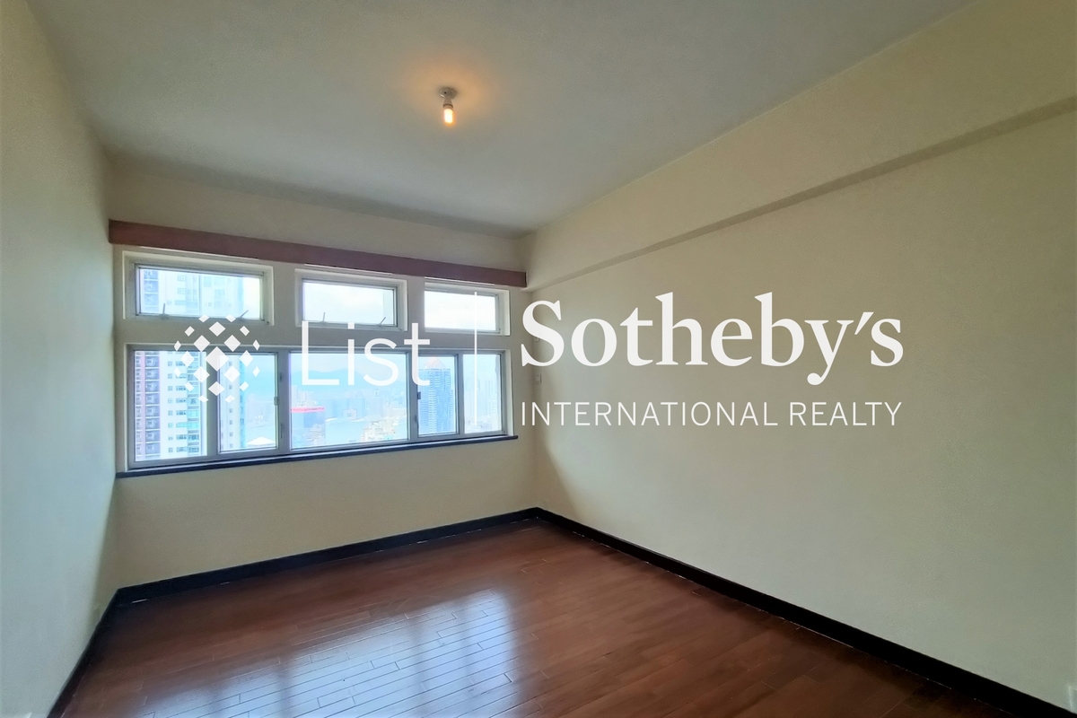 Fairmont Gardens 翠錦園 | Third Bedroom