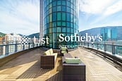 The Ellipsis The Ellipsis | Private Roof Terrace
