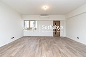 St. Joan Court 勝宗大廈 | Living and Dining Room