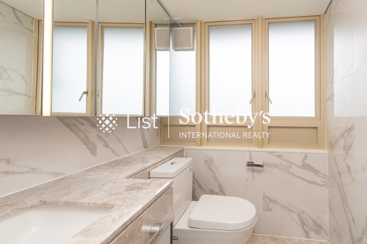 St. Joan Court 勝宗大廈 | Guest Powder Room