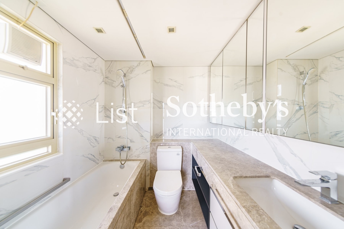 St. Joan Court 勝宗大廈 | Master Bathroom