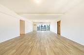 St. Joan Court 勝宗大廈 | Living and Dining Room