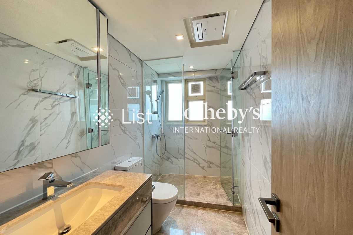 St. Joan Court 勝宗大廈 | Master Bathroom