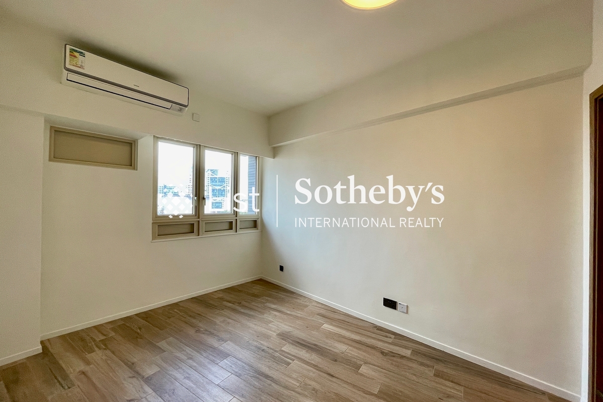 St. Joan Court 勝宗大廈 | Master Bedroom