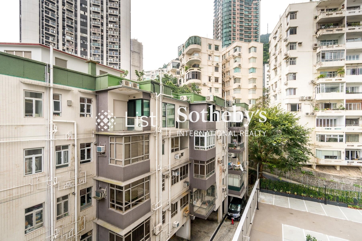 St. Joan Court 勝宗大廈 | View from Living and Dining Room