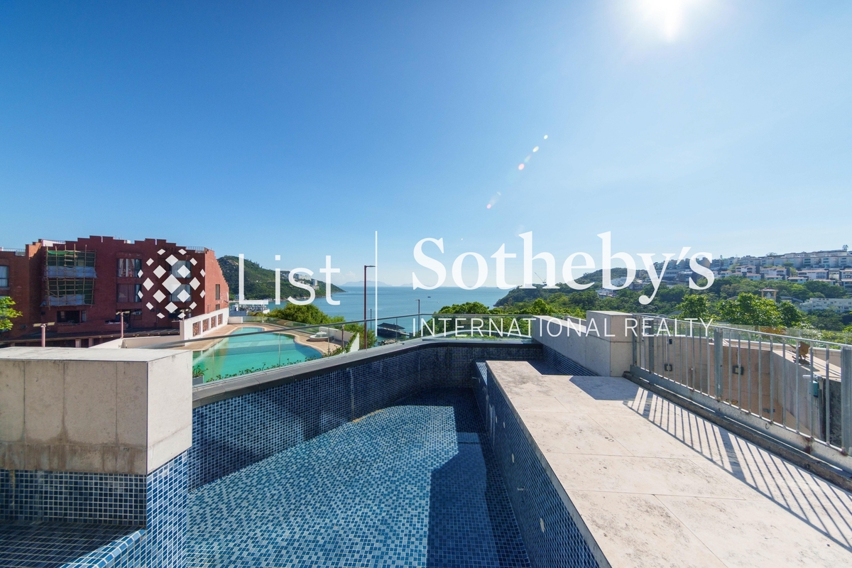 No. 18 Carmel Road 佳美道18號 | Private Swimming Pool