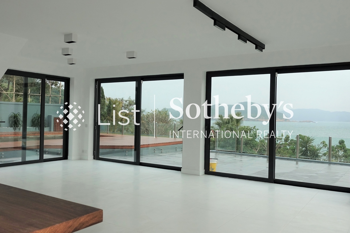 Sheung Sze Wan 相思灣 | Balcony off Living and Dining Room