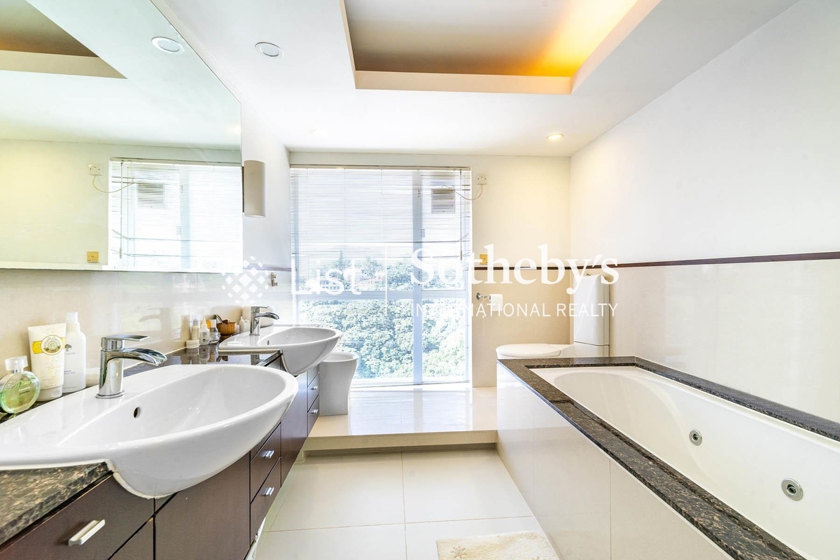 Flamingo Garden 飛鵝花園 | Master Bathroom