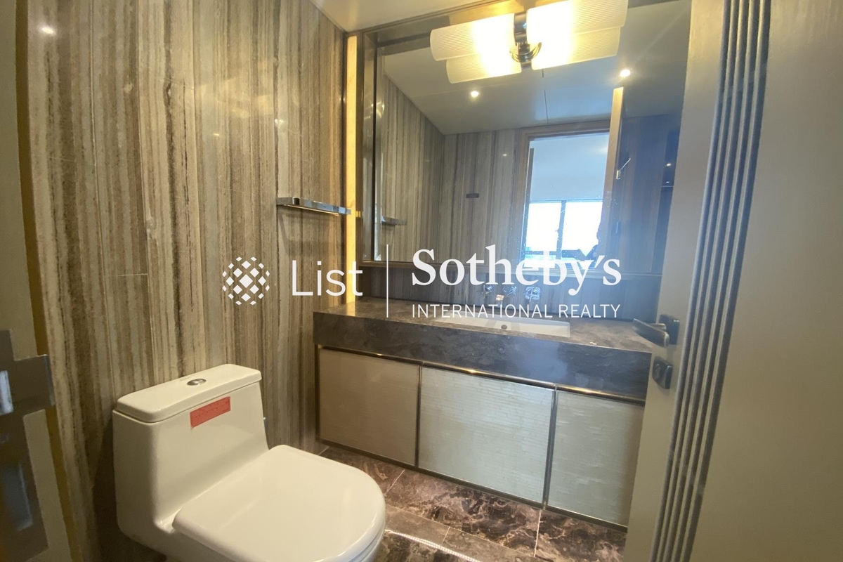 Harbour Glory 維港頌 | Guest Bathroom