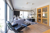 Ha Yeung 下洋 | Family Room