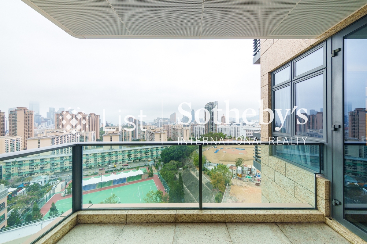 Ultima 天铸 | Balcony off Living and Dining Room